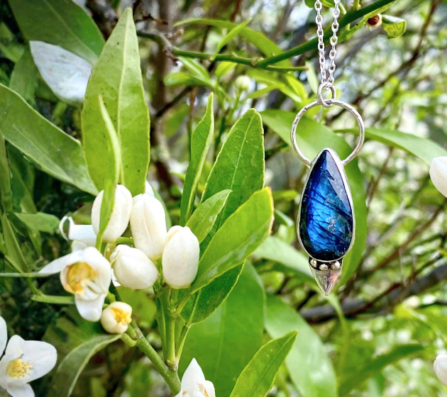 colgante plata labradorita